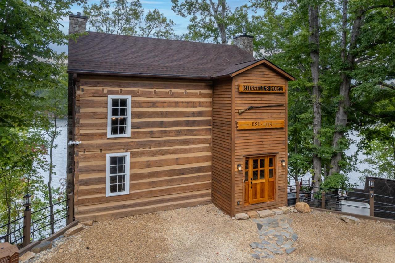 Russell'S Fort At White Oak Point: Historical Cabin On Lake Lure, Luxury, Direct Lake Access!别墅 外观 照片