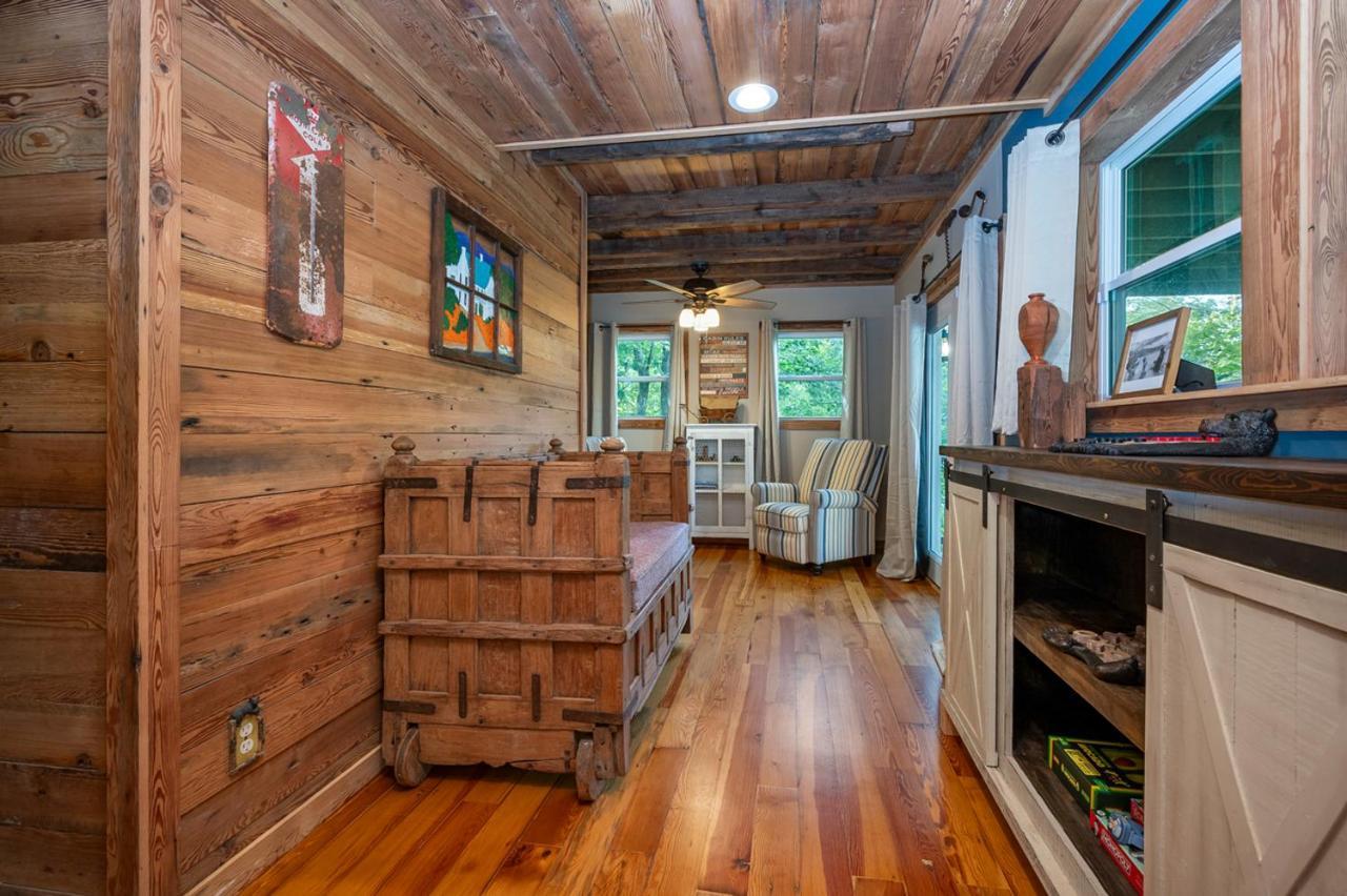 Russell'S Fort At White Oak Point: Historical Cabin On Lake Lure, Luxury, Direct Lake Access!别墅 外观 照片