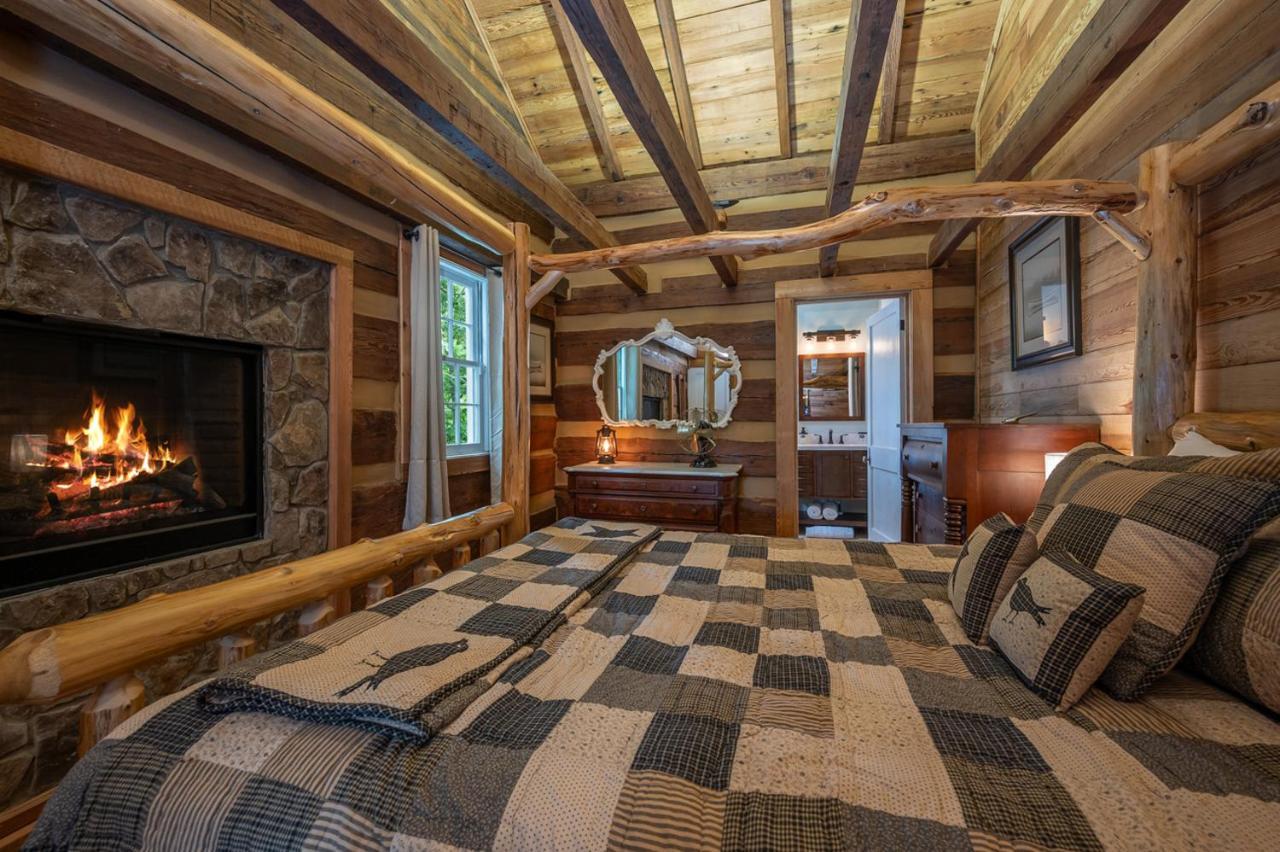 Russell'S Fort At White Oak Point: Historical Cabin On Lake Lure, Luxury, Direct Lake Access!别墅 外观 照片