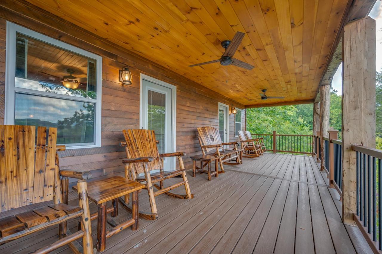 Russell'S Fort At White Oak Point: Historical Cabin On Lake Lure, Luxury, Direct Lake Access!别墅 外观 照片