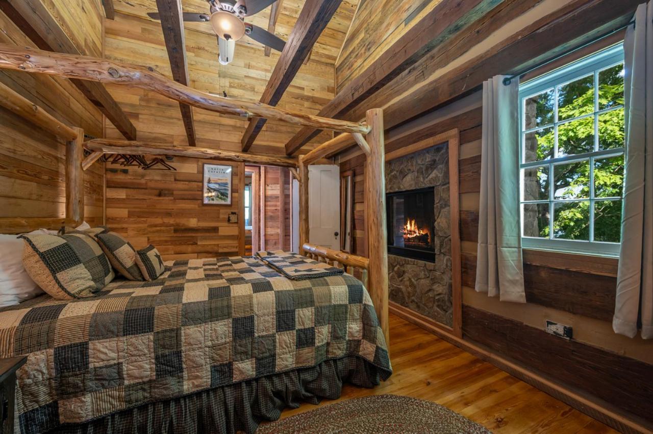 Russell'S Fort At White Oak Point: Historical Cabin On Lake Lure, Luxury, Direct Lake Access!别墅 外观 照片