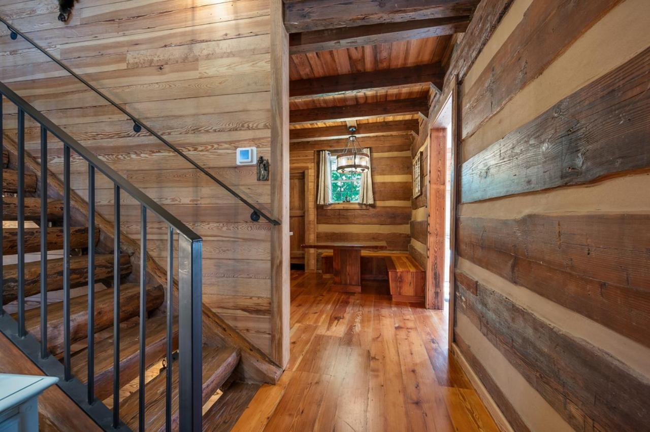 Russell'S Fort At White Oak Point: Historical Cabin On Lake Lure, Luxury, Direct Lake Access!别墅 外观 照片