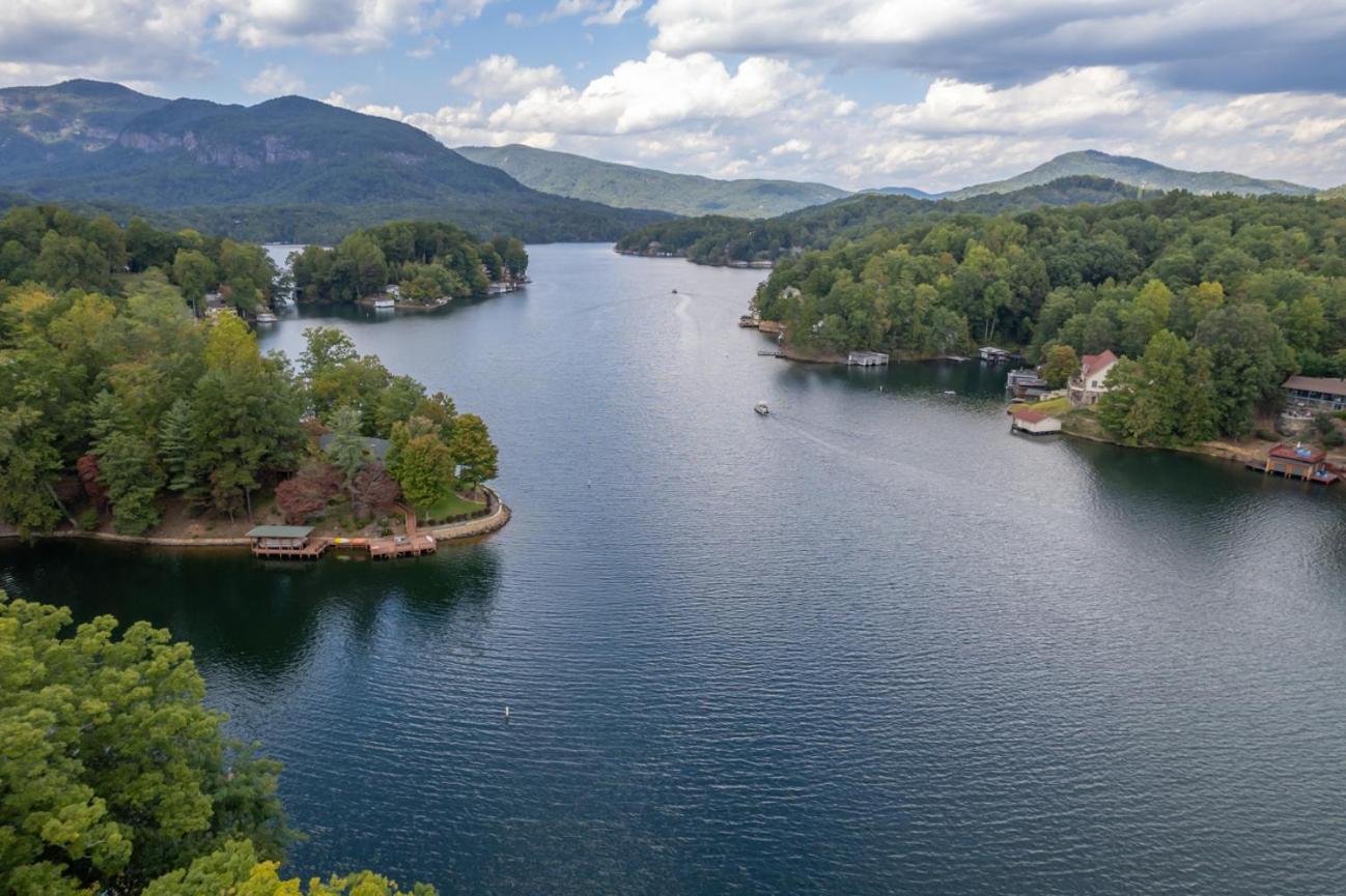 Russell'S Fort At White Oak Point: Historical Cabin On Lake Lure, Luxury, Direct Lake Access!别墅 外观 照片